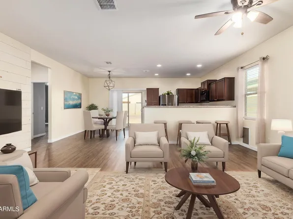 8210 W WOOD Lane, Phoenix, AZ 85043