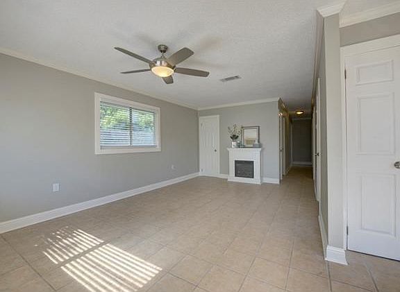 2nd image of 3408 W Loyola Dr