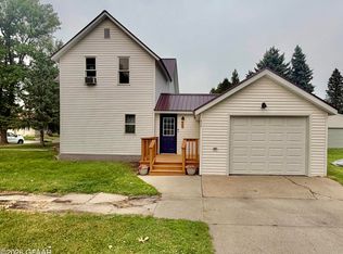 412 W 1st St, Argyle, MN 56713