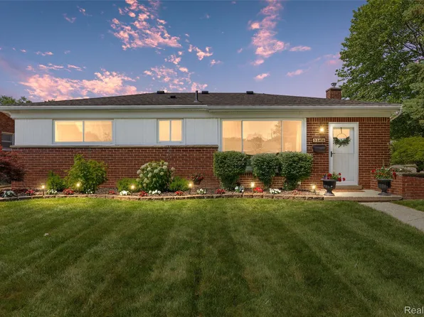 35416 W Chicago St, Livonia, MI 48150