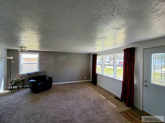 5th image of 1425 Johnson St