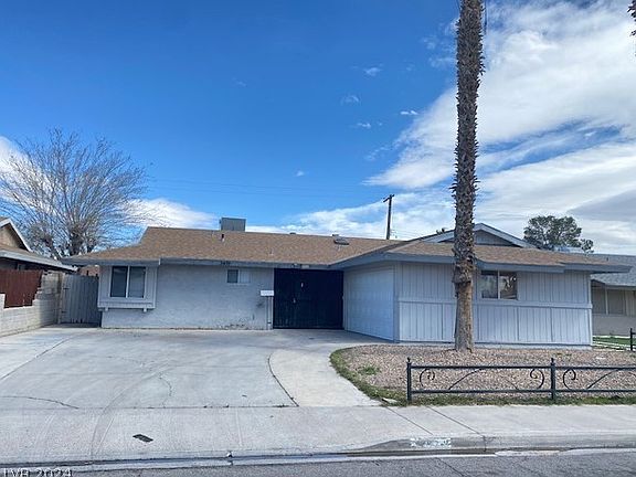 2nd image of 3432 Miramar Dr
