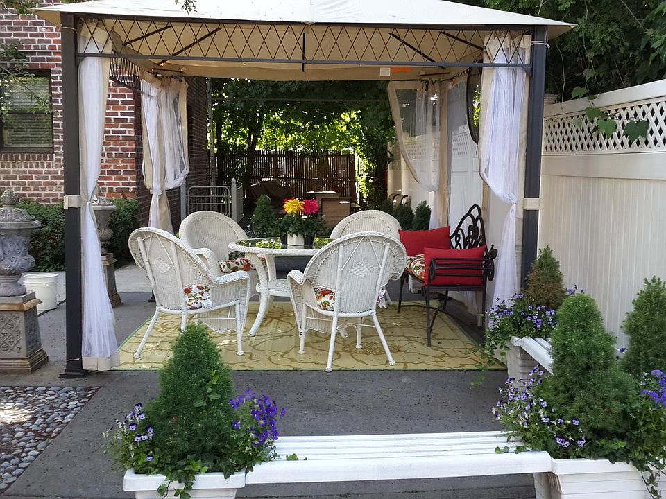 Summer Outdoor Gazebo