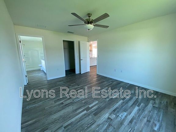 5th image of 22 NW 25th St
