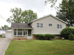 737 Thornwood St, Elyria, OH