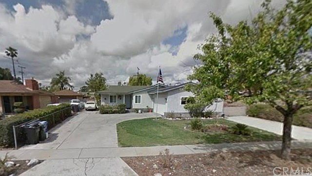 1st image of 9606 Boxwood Ave