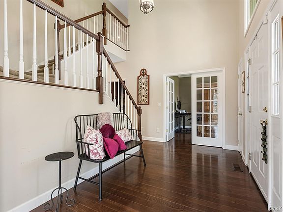 5th image of 6 Bassett Court