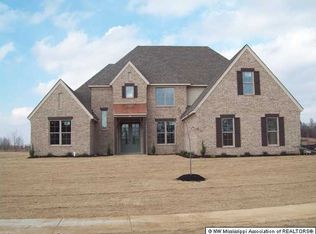 7150 Hawks Crossing Dr, Olive Branch, MS 38654