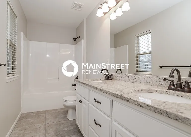 805 Emerson Dr — Photo 12