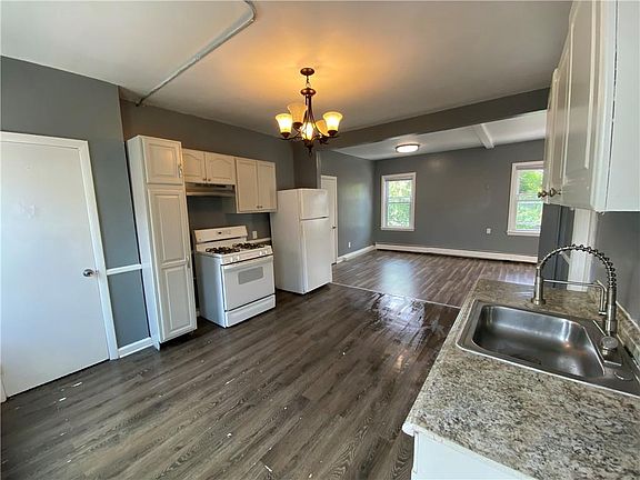 5th image of 57 Fairmount Ave #2