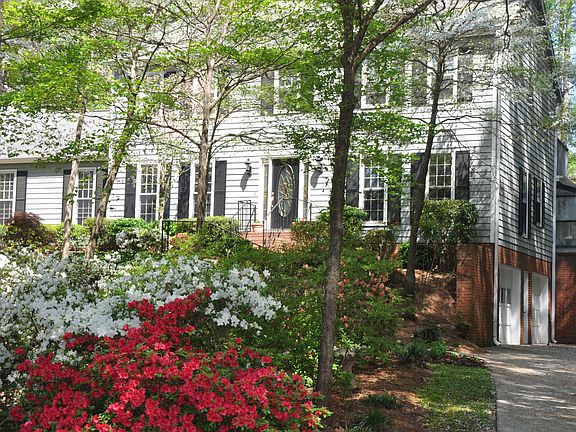 3rd image of 2885 Laurel Green Ct