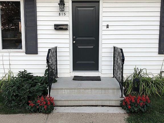 Front door (NEW)