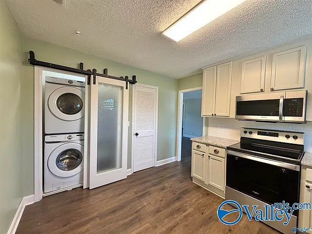 1208 Willowbrook Dr SE #C — Photo 3