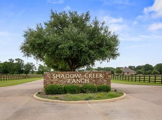 8526 Silverado Trl, Hearne, TX 77859