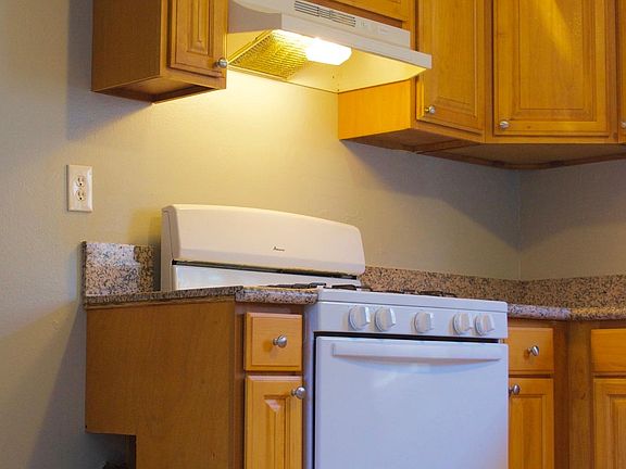 3rd image of 2232-2234 Santa Fe Ave #3415