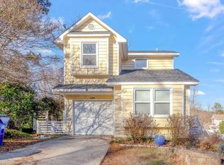 429 Dickens Dr, Raleigh, NC 27610