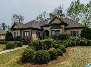 4013 Marthas Cir, Vestavia, AL 35243