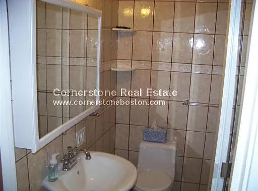44-46 Ward St #3C — Photo 9