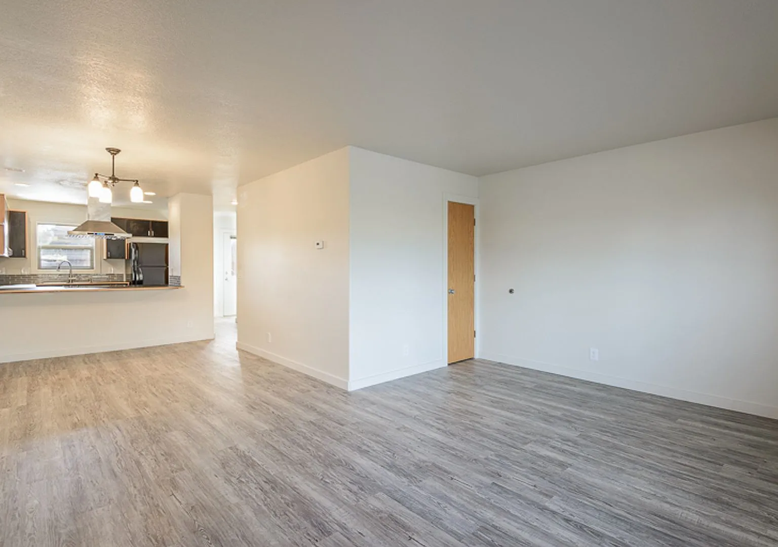 Updated 2 Bed/2.5 Bath Townhome Style Apartment Near St. Charles — Photo 3