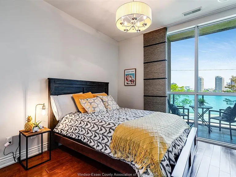 1225 Riverside Dr E #202 — Photo 21