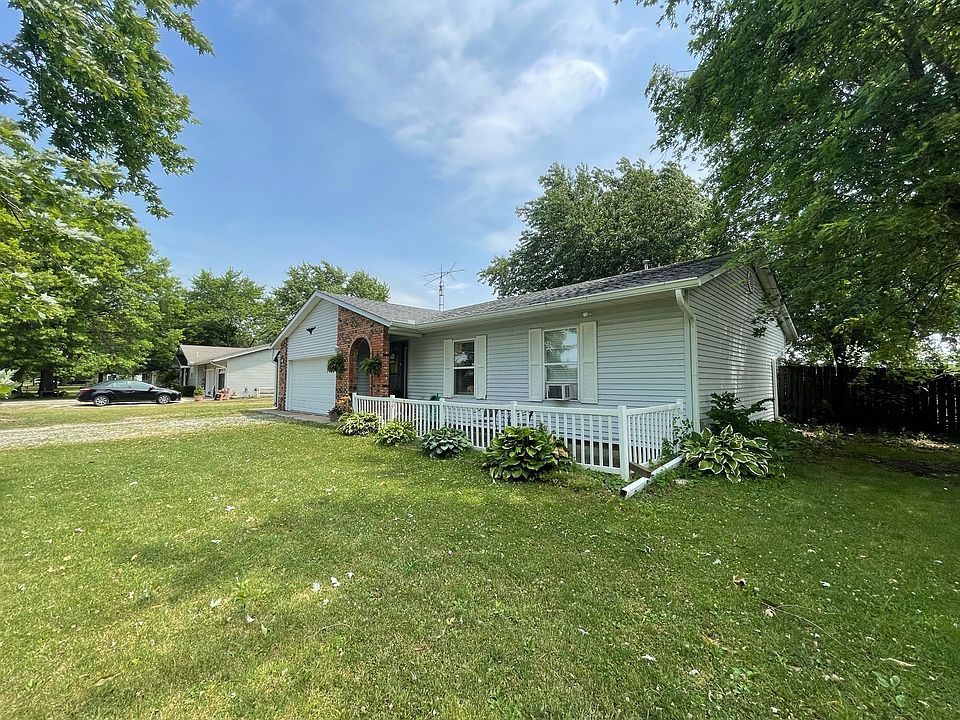 505 S Vine St, Camargo, IL 61919 Zillow