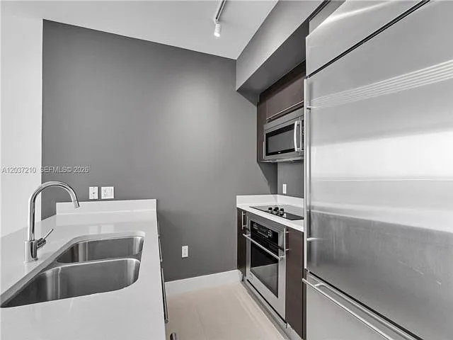 500 Brickell Ave #2700 — Photo 13