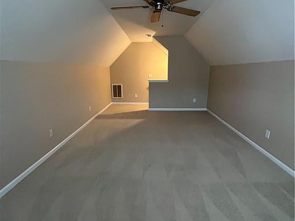 5th image of 3824 Wingdale Ct