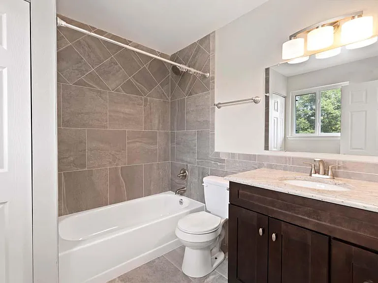Primary Bath and Linen Closet