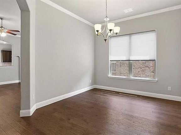 4th image of 6901 Cambridge Dr