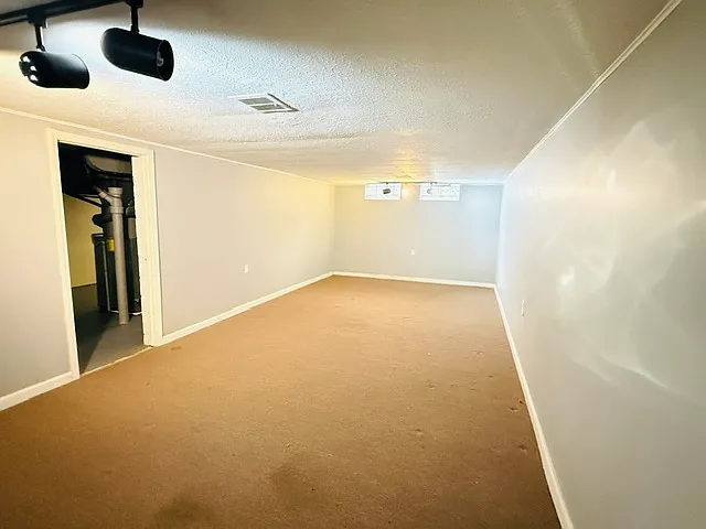 4021 Silsby Rd — Photo 28