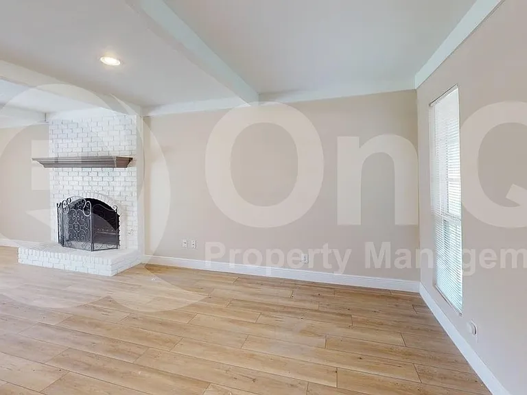 7804 Village Trail Dr — Photo 6
