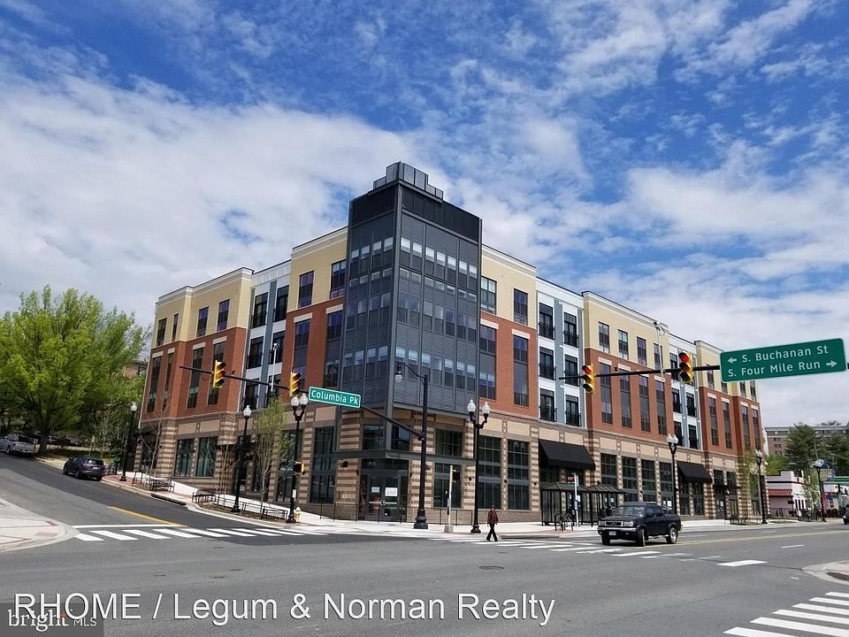 1st image of 989 S Buchanan St Unit 314