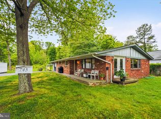 745 Walnut Ave, North Beach, MD 20714