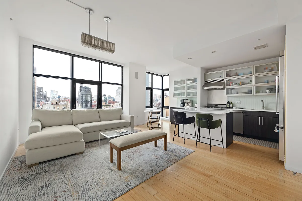 105 Norfolk St Unit 11A  