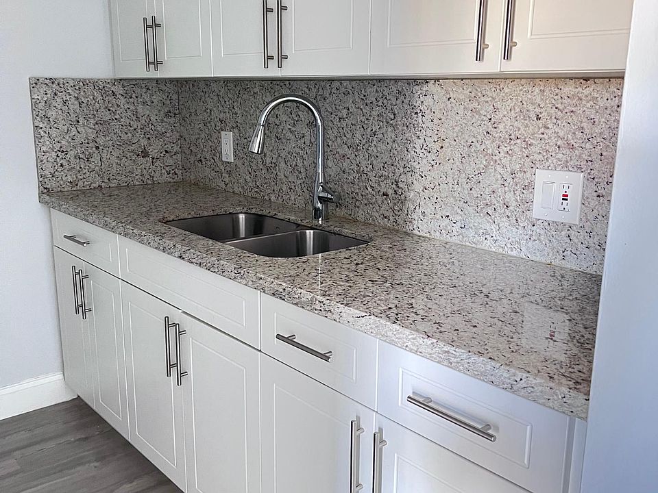 1st image of 300 SW 134th Way APT 404E