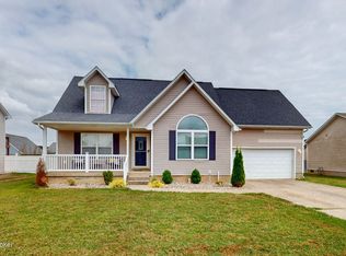 202 White Blossom Dr, Shepherdsville, KY 40165
