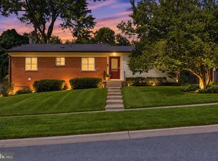 4111 Blackpool Rd, Rockville, MD 20853