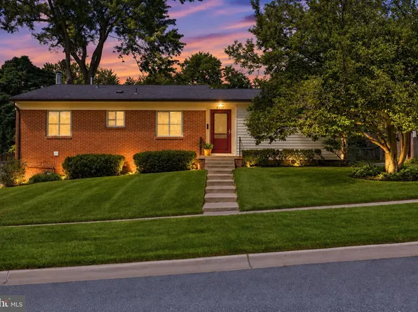 4111 Blackpool Rd, Rockville, MD 20853