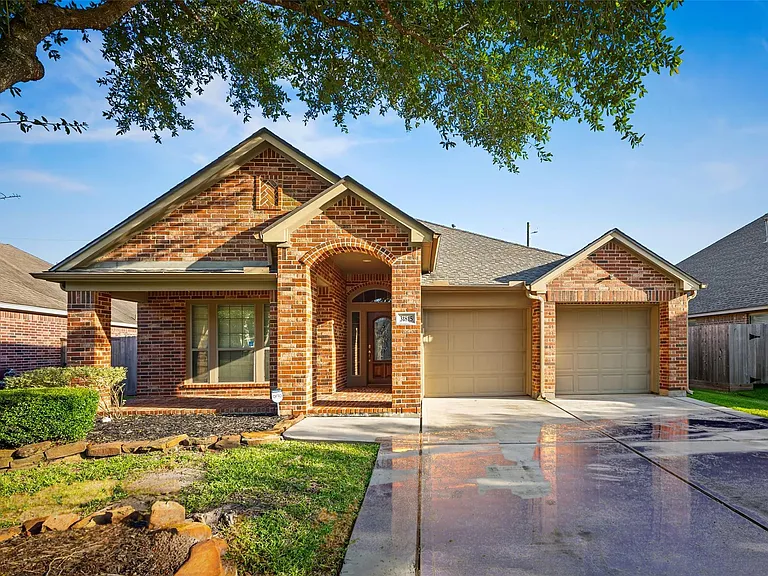31815 Forest Oak Ln — Photo 1