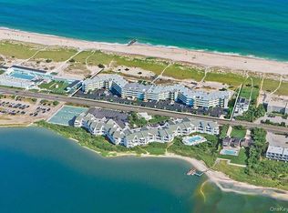 260 Dune Rd #120, Westhampton Beach, NY 11978