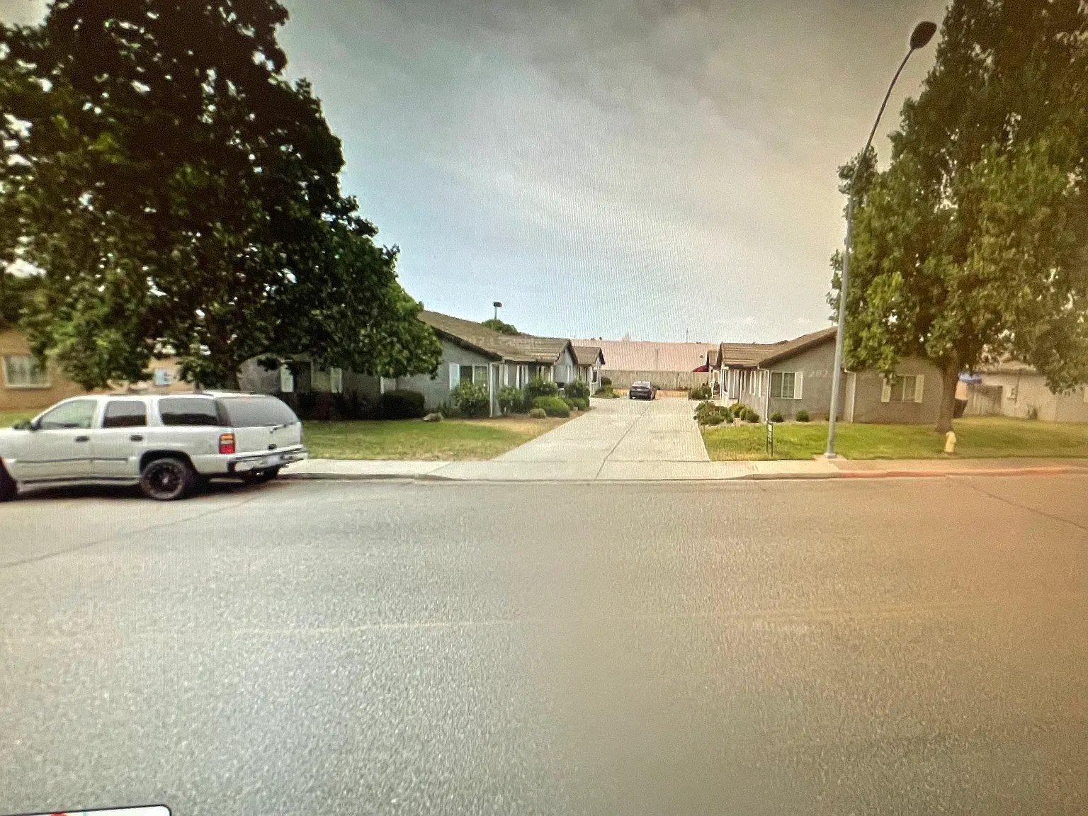 E G St, Oakdale — Photo 1
