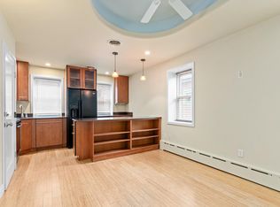 345 S Hicks St #3, Philadelphia, PA 19102