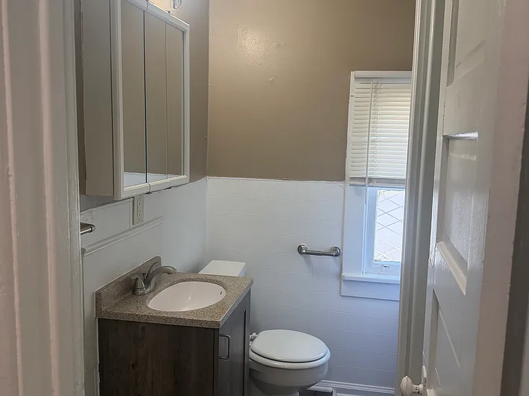 822 N Lexington Ave #4 — Photo 9