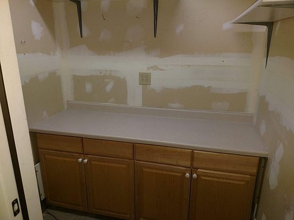 2nd image of 810 Bergamont Dr
