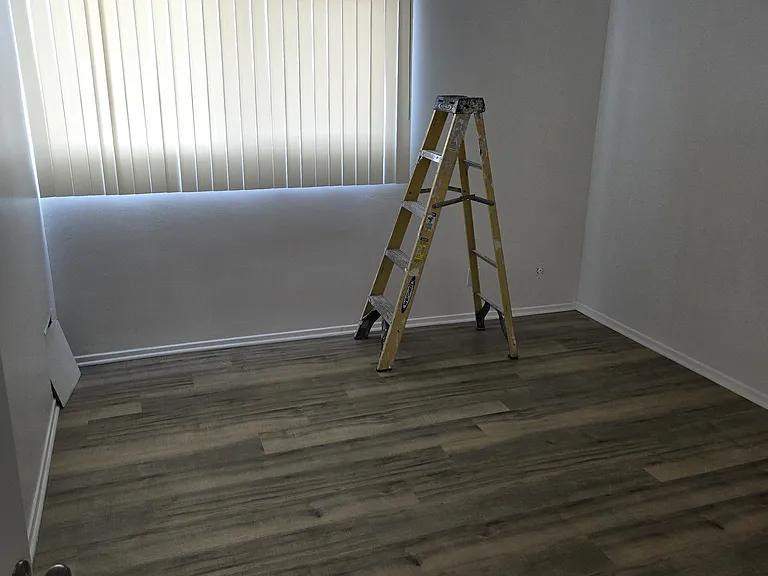 7000 S La Cienega Blvd #28 — Photo 24