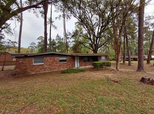 2412 Almond Dr, Tallahassee, FL 32303