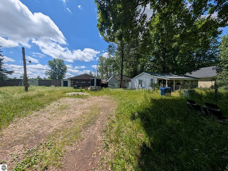 1st image of 5327 Lang Rd