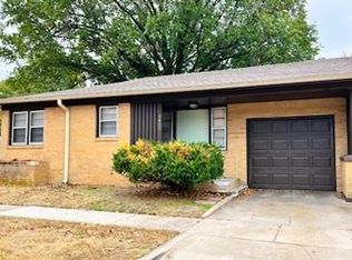 1457 N Old Manor Rd, Wichita, KS 67208