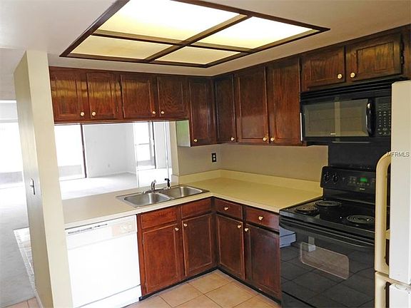 2nd image of 5105 Puritan Cir