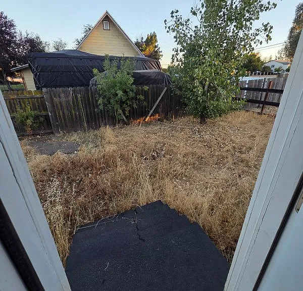 7610 Paddon Rd — Photo 37